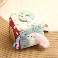 Cube d'activités pour bébé, jouets sensoriels en peluche douce avec hochet, miroir et anneaux de dentition, jouets éducatifs Montessori pour tout-petits