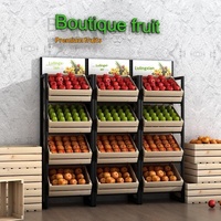 Lichtgewicht vrijstaand fruit- en groente- en wijnrek met houten kast en metalen palen