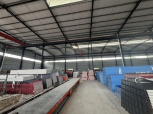 กระเบื้องหลังคาพลาสติก<span class=keywords><strong>แบบ</strong></span><span class=keywords><strong>เรียบ</strong></span> กันน้ำ เป็นมิตรกับสิ่งแวดล้อม <span class=keywords><strong>แผ่น</strong></span>พลาสติกกลวง AP <span class=keywords><strong>แผ่น</strong></span> <span class=keywords><strong>UPVC</strong></span> กลวง สำหรับหลังคาลานบ้าน โรงรถ โกดัง - Product Image 6