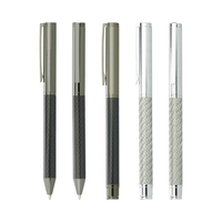 Ensemble cadeau de luxe en fibre de carbone stylo pour hommes d'affaires design personnalisé stylo à bille/stylo à bille avec boîte en cuir