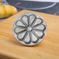 Presse à biscuits de Noël en alliage d'aluminium avec poignée en bois, facile à utiliser, pour la décoration des biscuits et la pâtisserie DIY