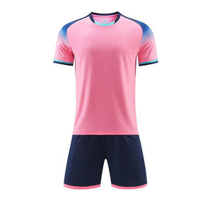 Uniformes de Fútbol OEM Transpirables de Manga Corta Sublimados, Jersey Profesional Vintage que Absorbe la Humedad - Product Image 3