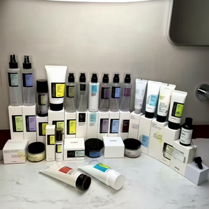 OEM pour Ensemble de Voyage Hydratant, Éclaircissant et Unifiant le Teint à l'Essence de Peptide d'Escargot 6 en 1 (Nettoyant, Tonique, Ampoule) pour Enfants et Unisexe - Product Image 1