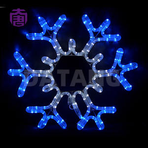 Luz Decorativa LED con Diseño de Copo de Nieve Multicolor Personalizada, IP65, para Interiores/Exteriores, Decoración Navideña, Certificación CE y RoHS - Product Image 5