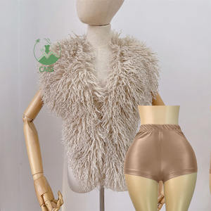 Setelan Bulu Dua Potong Pakaian Wanita Musim Semi Musim Panas Rompi Bulu Tanpa Lengan dan Celana Pendek 2 Potong untuk Wanita - Product Image 3