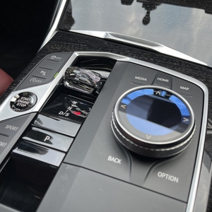 <span class=keywords><strong>Pommeau</strong></span> <span class=keywords><strong>de</strong></span> levier <span class=keywords><strong>de</strong></span> <span class=keywords><strong>vitesse</strong></span> Vstar Crystal pour BMW i4 G26 2023-2024 Accessoires <span class=keywords><strong>de</strong></span> voiture <span class=keywords><strong>de</strong></span> remplacement <span class=keywords><strong>de</strong></span> tête 4PCS In 1 Set Upgrade - Product Image 2
