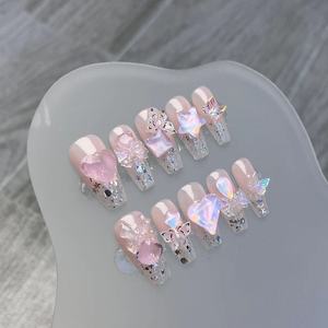 ลดราคา! ชุดเล็บปลอม 10 ชิ้น ตกแต่งเล็บลายบัลเลริน่าทรงโลงศพ ประดับเพชร งานแฮนด์เมด กดติดง่าย - Product Image 5