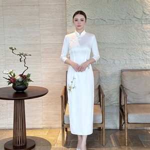 Vestidos <span class=keywords><strong>Cheongsam</strong></span> Qipao para Mujer, Estilo Chino Moderno, Túnicas Formales <span class=keywords><strong>de</strong></span> Satén <span class=keywords><strong>Blanco</strong></span> para Damas - Product Image 3