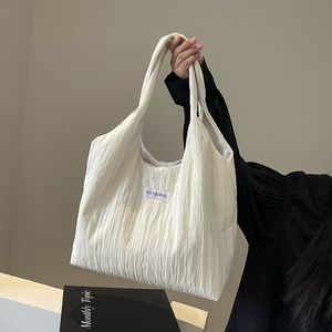 Sac fourre-tout pour femme Kiss Yourslef, rayures, coutures, polyester, sac décontracté pour tous les jours, printemps 2025 - Product Image 4