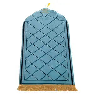 Cheap Wholesale Factory Islamic Gift Polyester Flannel Macrame Muslim Portable Prayer Carpet Rug Islamic Prayer Mat