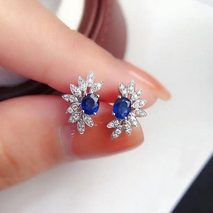 Orecchini a Perno Mini Petalo da Donna, Dolci Accessori per Orecchie a Forma di Marquise, Freschi per Uso Quotidiano e Feste, Idea Regalo - Product Image 2