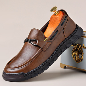 Mocassins pour hommes, tailles 45, 46, 47, 48, chaussures décontractées à enfiler, semelle en caoutchouc, talon bas, confortables pour le sport, fabriqués à Wenzhou - Product Image 1