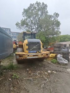 พร้อมส่งรถตักล้อยาง VOLVO L120G มือสอง ขนาด 20 ตัน รถตักหน้า รถตักดินสำหรับงานก่อสร้าง มีสินค้าในสต็อก - Product Image 3