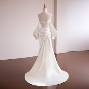 Nouvelles robes de mariée en satin blanc, stock d'usine, design développé en interne, production en <span class=keywords><strong>grande</strong></span> quantité, vente de liquidation, robe de mariée élégante - Product Image 3