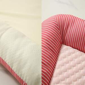 Großhandel Sommer kühlung Pet Pad Ice Silk Hunde bett matte für kleine und mittlere Hunde & Katzen, atmungsaktive rutsch feste Haustier kühl matte - Product Image 5