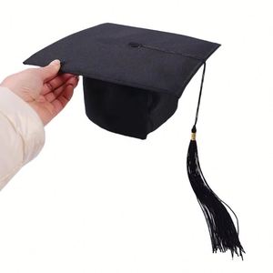 Borla de Graduación de Alta Calidad con Borlas y Adorno del Año 2026 - Product Image 1