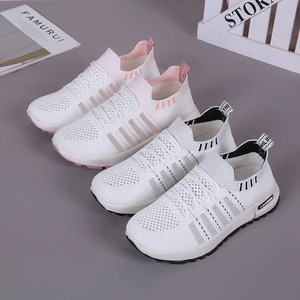 Nouvelles Chaussures de Sport <span class=keywords><strong>Femme</strong></span> Printemps-Été en Tissu Volant, Chaussures de Course Tendance Joker, Respirantes en Maille Florale Décontractée - Product Image 3