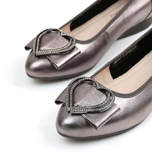 Autunno quattro scarpe madri manuali in vera pelle per donne di mezza età taglie forti 41-43 morbide Sole basse a piedi nudi primavera Comfort - Product Image 2