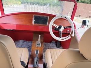 Open Roof Electric Retro Classic Car Custom <b>Paint</b> Color Resort Sightseeing Oldtimer Cart for Family Use - Product Image 5