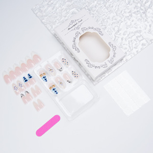 เล็บปลอมสีฟ้าลายดอกไม้ รุ่นโทนเย็น สำหรับตกแต่งเล็บและทำเล็บ - Product Image 3