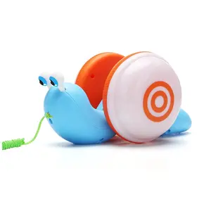 拉线卡通蜗牛汽车玩具宝宝学着爬拉玩具带光音乐早教儿童玩具