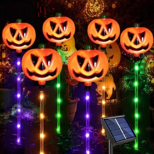 Lampe de sol LED à énergie solaire en forme de citrouille d'Halloween avec yeux de fantôme pour la décoration de jardin, bureau, route et cour - Product Image 2