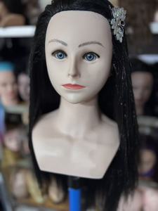 <span class=keywords><strong>หัว</strong></span>หุ่นผู้หญิงทำจากผมแท้ 100% สำหรับจัดแต่งทรงวิกผม หุ่นฝึกทำผมเสมือนจริงสำหรับการถักเปีย ตัดผม และฝึกฝนการสอบในร้านเสริมสวย - Product Image 1