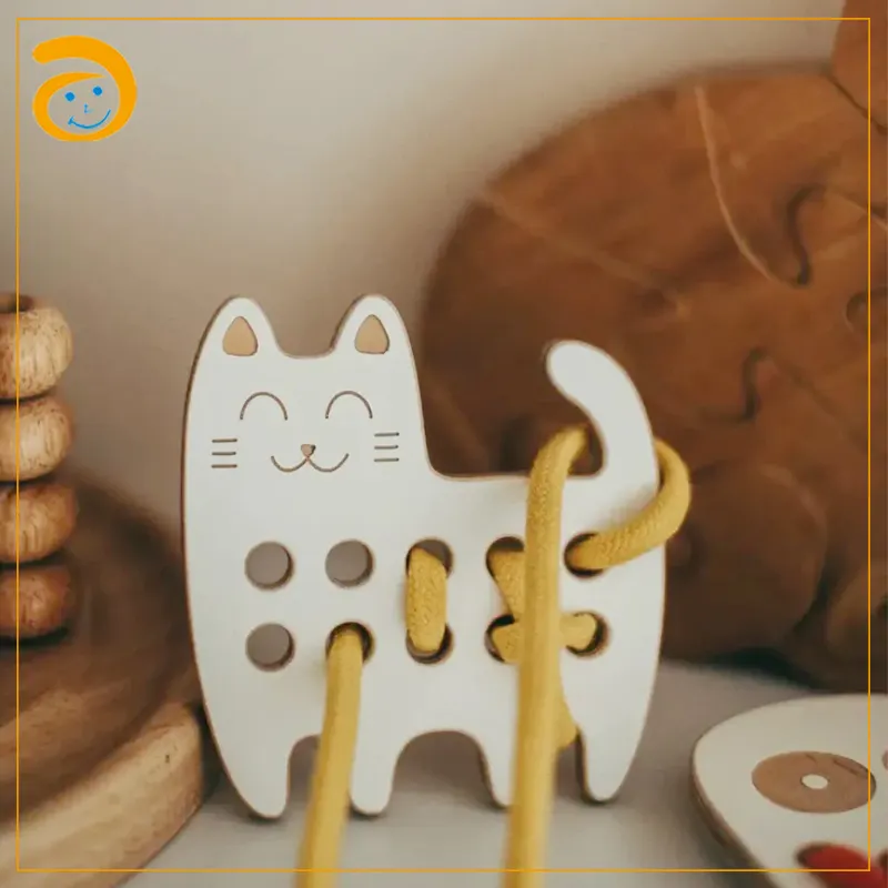Laçage en bois Animal chat chien jouets d'enfilage apprentissage précoce motricité Fine cadeau éducatif pour tout-petits bébé enfants