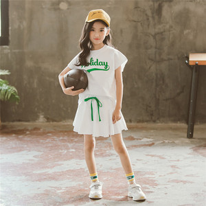 Marché de Vêtements en Gros pour Enfants : Tenues d'Été Imprimées, T-shirts et Ensembles Sportifs pour Filles - Product Image 1