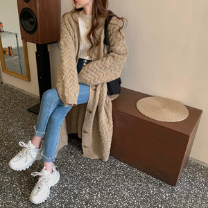 6409 # Retro Twist cuello pico suéter cárdigan mujer otoño e invierno nuevo suelto todo-fósforo abrigo de punto de longitud media para mujer - Product Image 3
