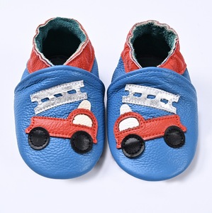 Chaussures souples en cuir pour bébé, premières chaussures de marche avec semelles en daim, mocassins à enfiler, chaussures souples en cuir pour bébés, chaussons - Product Image 4