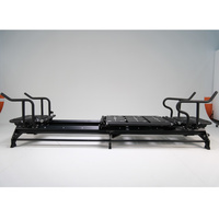 Appareil de Pilates Reformer à Résistance Coulissante pour Usage Commercial – Entraîneur Corporel Complet pour Studio et Salle de Sport Professionnels