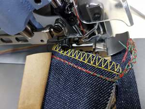 Pegasus M900 overlock Máy may tốc độ cao 4 chủ đề <span class=keywords><strong>serger</strong></span> công nghiệp lockstitch máy tự động chủ đề Cutter - Product Image 5