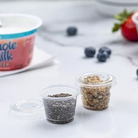 Gobelet en plastique transparent de haute qualité avec couvercles de 1 oz Mini récipient à sauce en plastique PP alimentaire à paroi unique de 1 oz