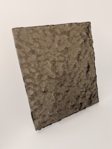 Verre décoratif texturé à motif de pierre concassée, verre artistique gaufré pour la décoration des cloisons et des portes intérieures - Product Image 2