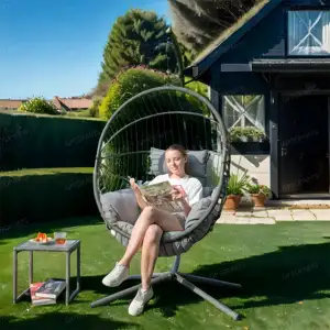 2024 Nouveau produit! Chaise de balançoire en rotin suspendue pour l'extérieur Mobilier d'extérieur pour le jardin Chaise de balançoire suspendue pour patio avec support OEM