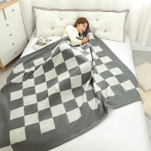 Couverture de voyage en laine à <span class=keywords><strong>poils</strong></span> <span class=keywords><strong>longs</strong></span> tricotée avec texte personnalisé du fabricant chinois - Product Image 2