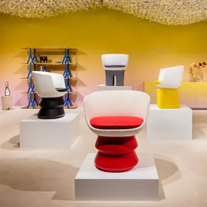 YIPJ อิตาเลี่ยนเดี่ยวแสงหรูหราสร้างสรรค์ศิลปะเจรจาห้องนั่งเล่นตุ๊กตาโซฟาเก้าอี้