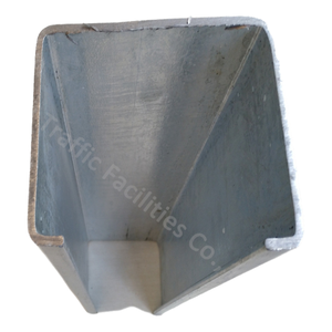 Poste de Acero Galvanizado en Caliente Tipo C para Barrera de Seguridad Vial, Resistente a la Corrosión y de Estructura Duradera - Product Image 3
