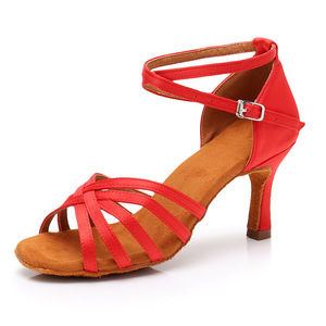Vente en gros <span class=keywords><strong>chaussures</strong></span> de danse latine de salon en cuir/<span class=keywords><strong>chaussures</strong></span> de danse latine de salle de bal pour enfants <span class=keywords><strong>chaussures</strong></span> de danse à talons hauts - Product Image 5