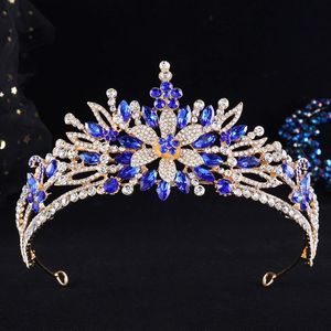 มงกุฎเจ้าสาวคริสตัลแบบโรแมนติก ดีไซน์บาโรก งานแต่งงานสุดหรู ประดับด้วยคริสตัลและเพชรเทียม - Product Image 3