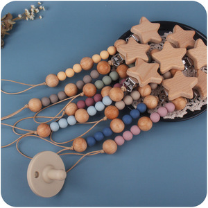 Clip para Chupón de Bebé, Forma de Estrella de Madera, Libre de BPA, Cuentas de Silicona de Grado Alimenticio, 0-12 Meses, con Asa - Product Image 1