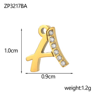 Colgante de letra cursiva con pavé |   Colgante de Letra Inicial del Alfabeto en Acero Inoxidable Chapado en Oro PVD de 18K para la Creación de Joyas |   Resistente al Agua y Duradero - Product Image 6