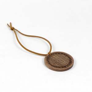 Pendentif diffuseur d'arômes pour voiture en bois de noyer noir durable, pour grille d'aération, cadeau créatif - Product Image 5