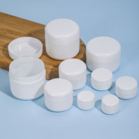 Récipients cosmétiques vides de luxe OEM de 4oz 8oz Pot de crème en plastique biodégradable pour emballage cosmétique avec couvercle en plastique et boîte en papier