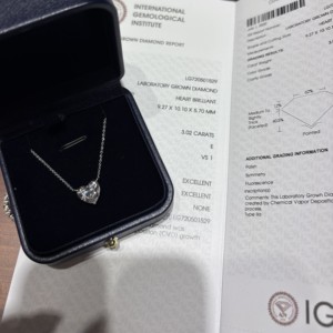 <span class=keywords><strong>Collana</strong></span> <span class=keywords><strong>con</strong></span> Pendente <span class=keywords><strong>Solitario</strong></span> Personalizzato Certificato IGI in Oro 18K, <span class=keywords><strong>Diamante</strong></span> Coltivato in Laboratorio CVD HTHP Taglio a Cuore DEF VVS1 da 1-10 carati - Product Image 6