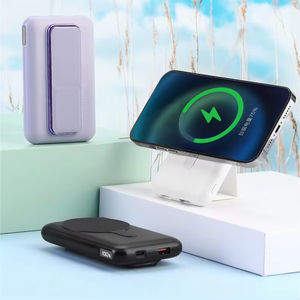 Banco de energía móvil de carga rápida inalámbrica de succión magnética totalmente compatible 10000mAh 22,5 W + PD20W con soporte portátil para <span class=keywords><strong>iPhone</strong></span> - Product Image 1