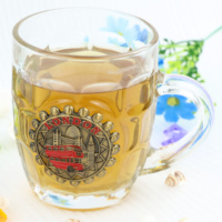 Chope à bière en verre personnalisée en gros, logo métallique en alliage de zinc, souvenir de bar, restaurant
