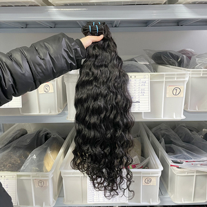 <span class=keywords><strong>ผม</strong></span>มนุษย์แบบมัดเป็นช่อ ขายส่ง เกรด 10A <span class=keywords><strong>ผม</strong></span>อินเดียแบบหยิก สำหรับผู้หญิงผิวสีดำ <span class=keywords><strong>ผม</strong></span>มนุษย์แบบเป็นช่อ 100% ไม่ผ่านการแปรรูป <span class=keywords><strong>ผม</strong></span>หยิกเป็นลอนเปียกๆ - Product Image 4