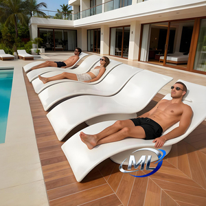 Chaise longue d'extérieur en fibre de verre pour piscine, transat de luxe en fibre de verre, design haut de gamme pour projets hôteliers - Product Image 6